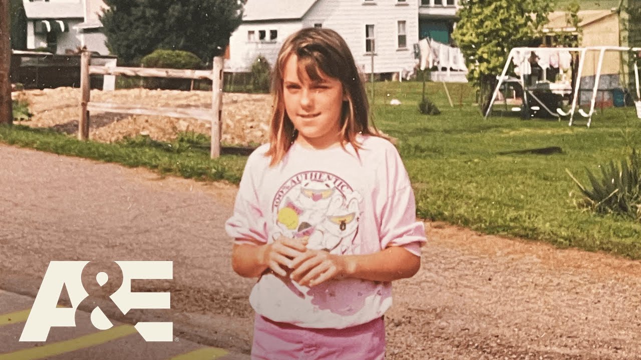 City Confidential: Lead Investigator Walks Through Shauna Howe Murder & Crime Scene | A&E