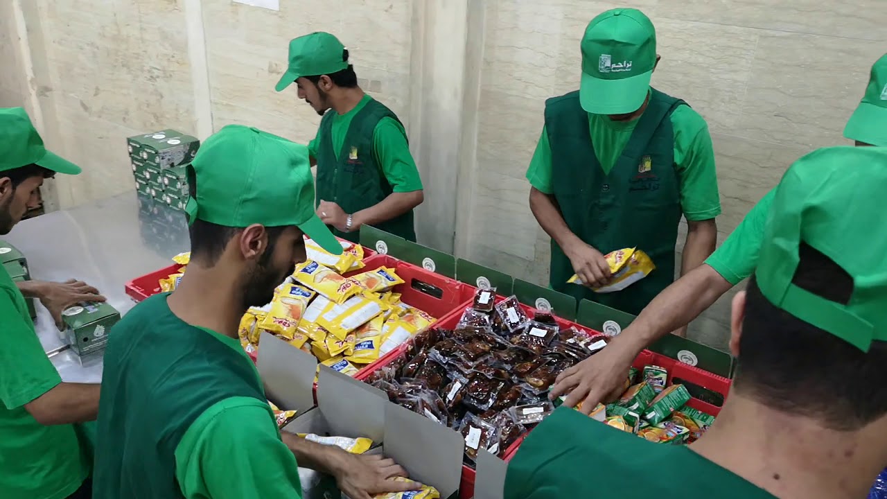 آلية تعبئة وجبات إفطار صائم