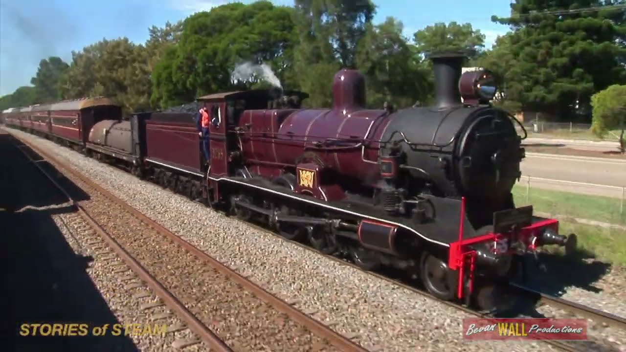 2011 Hunter Valley Steamfest - cab ride on steam locomotive 3526 as it races 3265 to Maitland