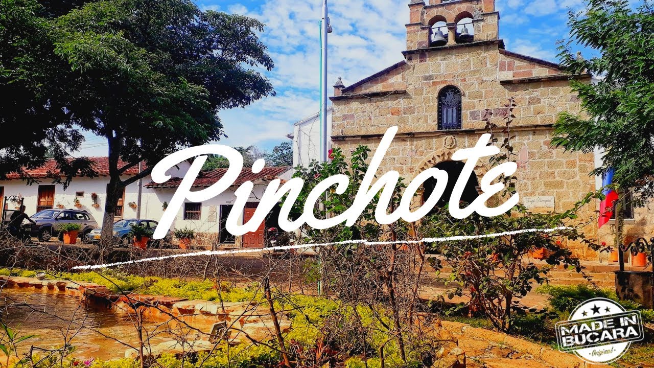CAMINANDO POR: Pinchote Santander.