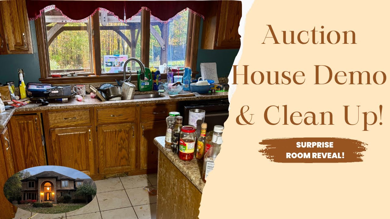 Auction Home Demo & Clean Up with Surprise Weird Room Reveal