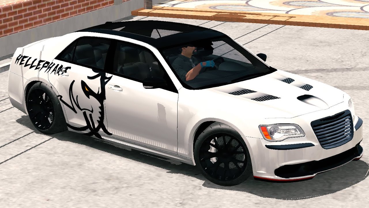 Hellephant logo and hood design on chrysler 300  in Car Parking Multiplayer.