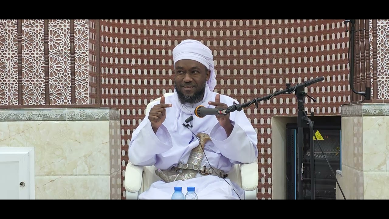 محاضرة بجامع السوقمة بركاء.بعنوان( الرسول المعلم) ألقاها الشيخ الدكتور/أحمد بن المظفر الرواحي.