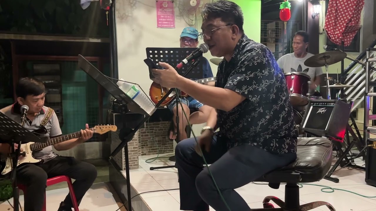 And Your Bird Can Sing cover by Jeers Band