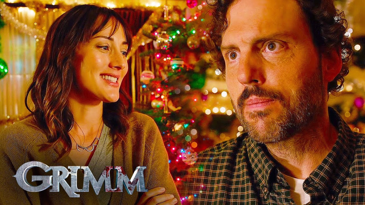 Monroe and Rosalee First Christmas Together | Grimm