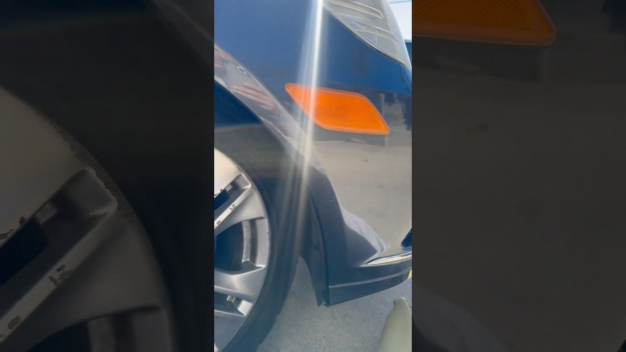 Как заменить боковые габаритные фонари на Mercedes E350 2010 года выпуска. ￼#e350 #sidepanels #fo...