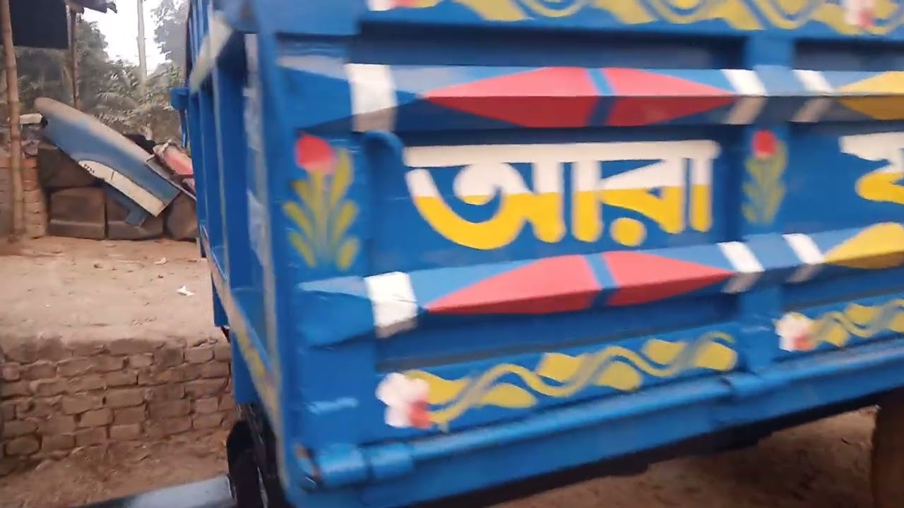 এই গাড়ি টা বিক্রি করা হবে যোগাযোগ ০১৪০৫৭৩১৭২৩ ঠিকানা যশোর চাচঁড়া পুলেরহাট বাজার