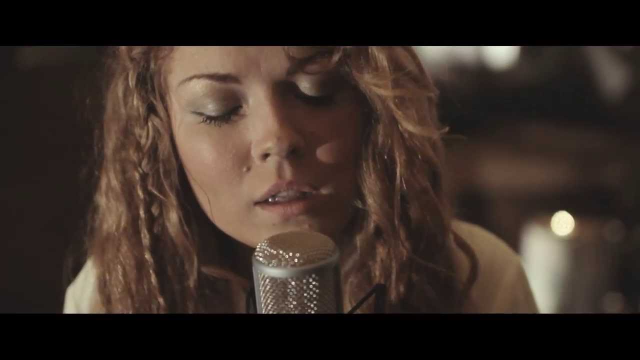 Erica Curran & John O'Callaghan - I Believe (Acoustic)