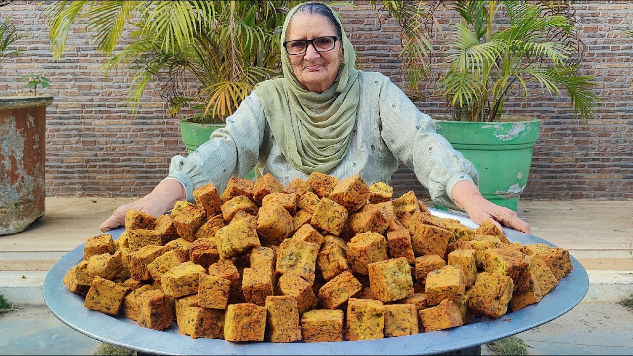 Kothambir Vadi Recipe 😋 Uniqe Indian Street Food Crispy Kothimbir Vadi | Veg Village Food