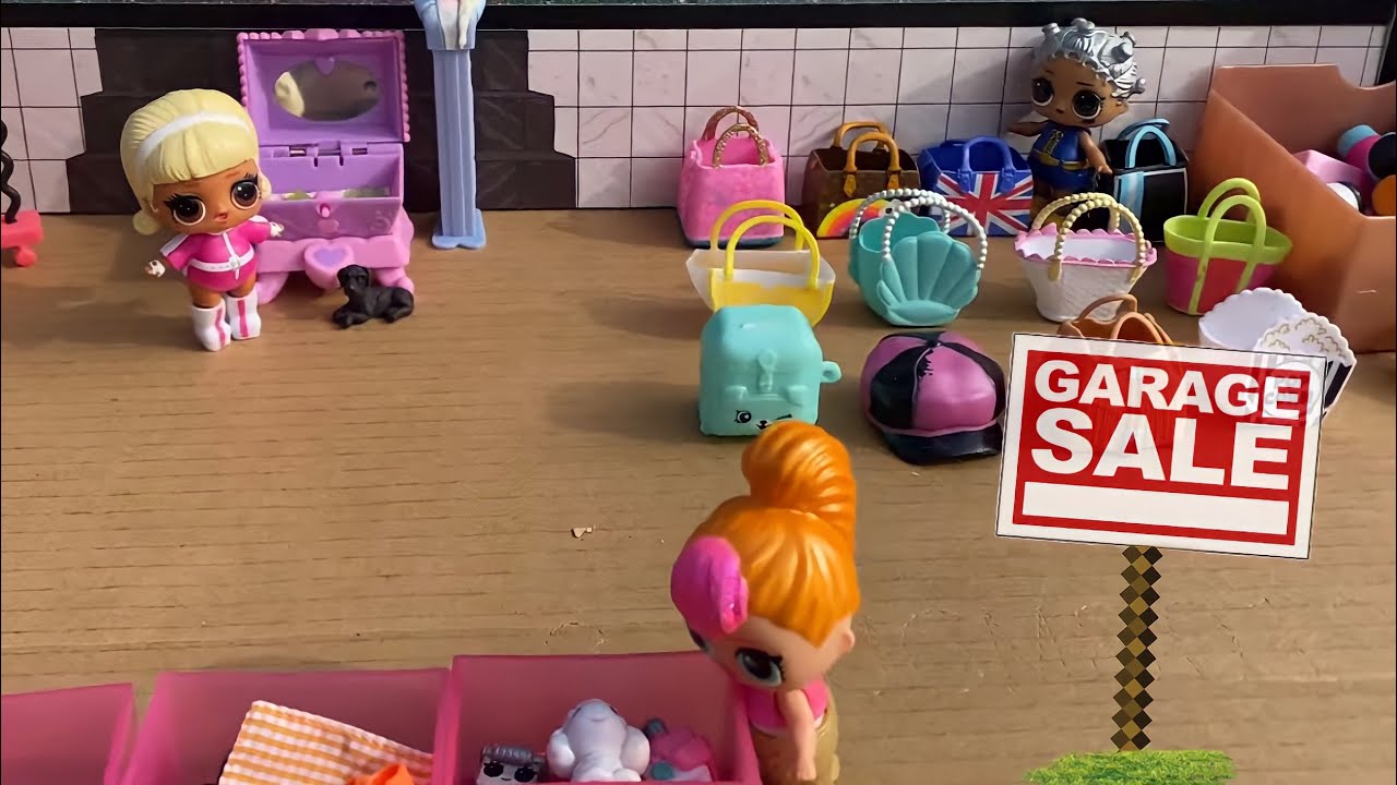 LOL Surprise Dolls Skit | Garage Sale, OMG Dollhouse & Toy Shopping Fun