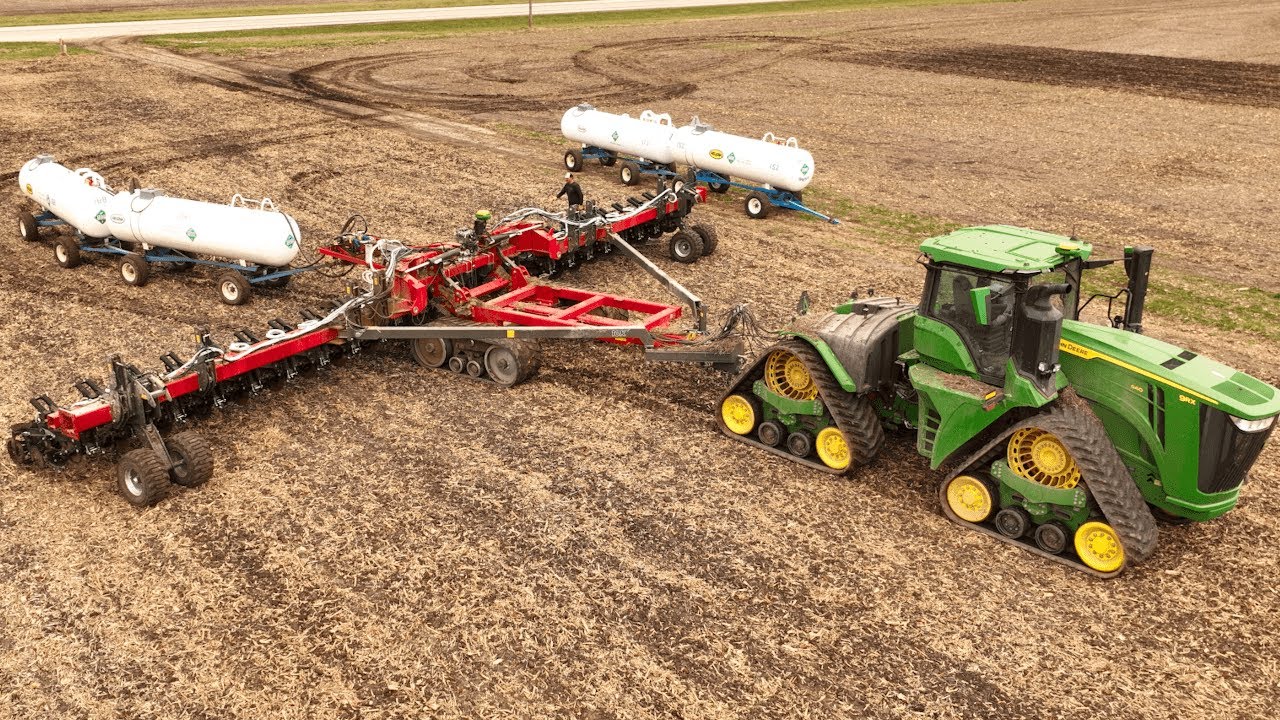 John Deere 9RX640 Pulls 60' Strip Tillage Bar!