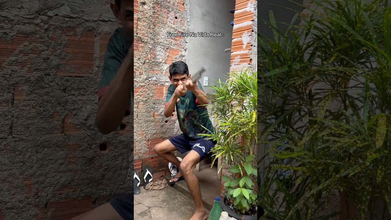 Eu e Meus Amigo em 2018 Jogando FREE FIRE NA VIDA REAL