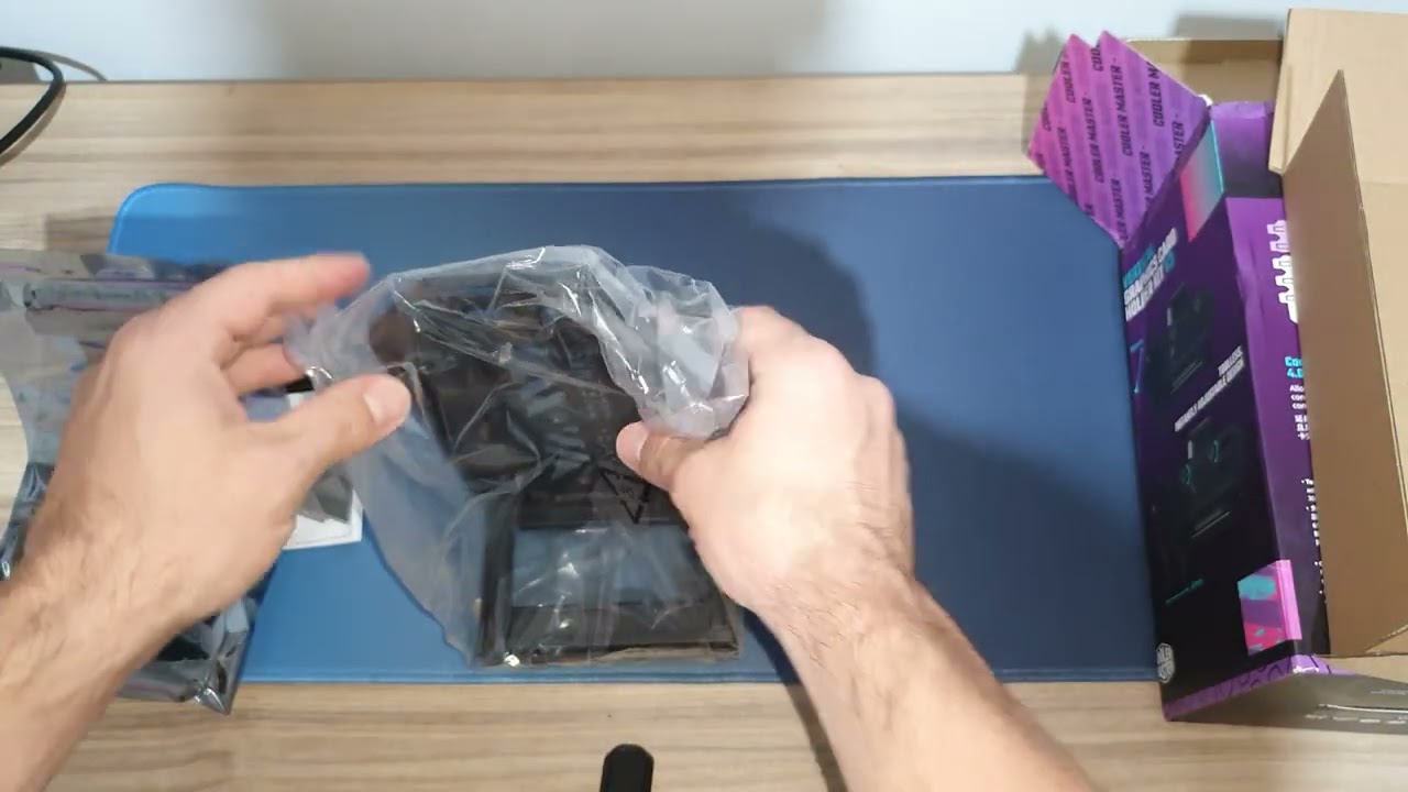 Kit Gpu vertical Cooler Master V3 com cabo PCI 4.0 - Pronto para acomodar sua GPU como vitrine do PC