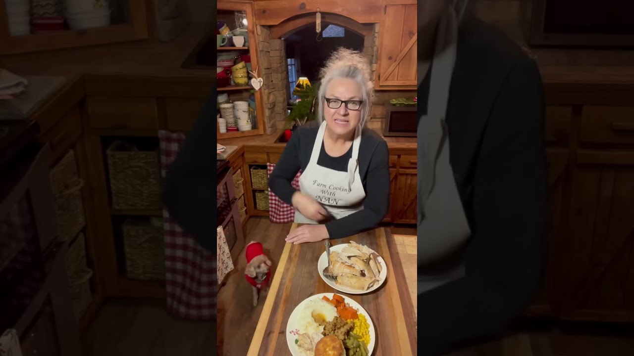 Индейка с начинкой и морковью