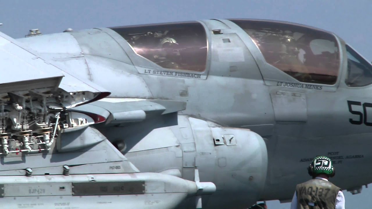 USS Enterprise conducts flight operations in 6th Fleet AOR