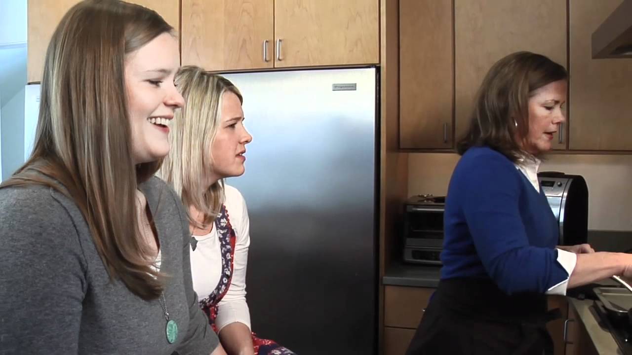 Three Many Cooks: Veggie Lo Mein