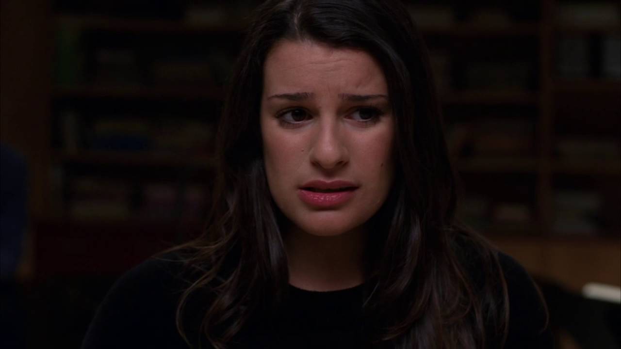 GLEE Full Performance of Total Eclipse of the Heart