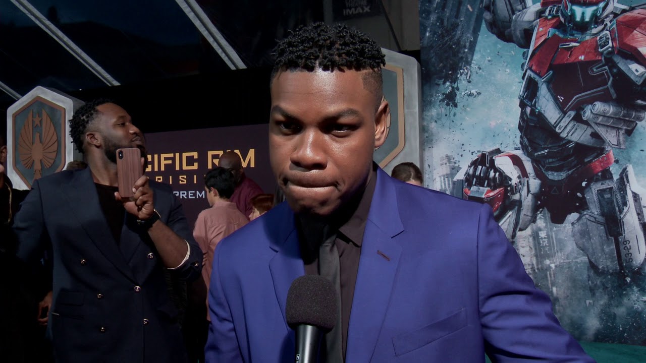 Pacific Rim Uprising LA Premiere - Itw John Boyega  (official video)