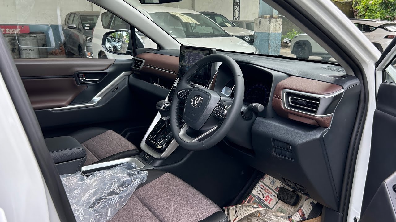 THE DIESEL KILLER ❌ New 2024 Toyota Innova Hycross VX Hybrid ❤️ Detailed Review In Hindi