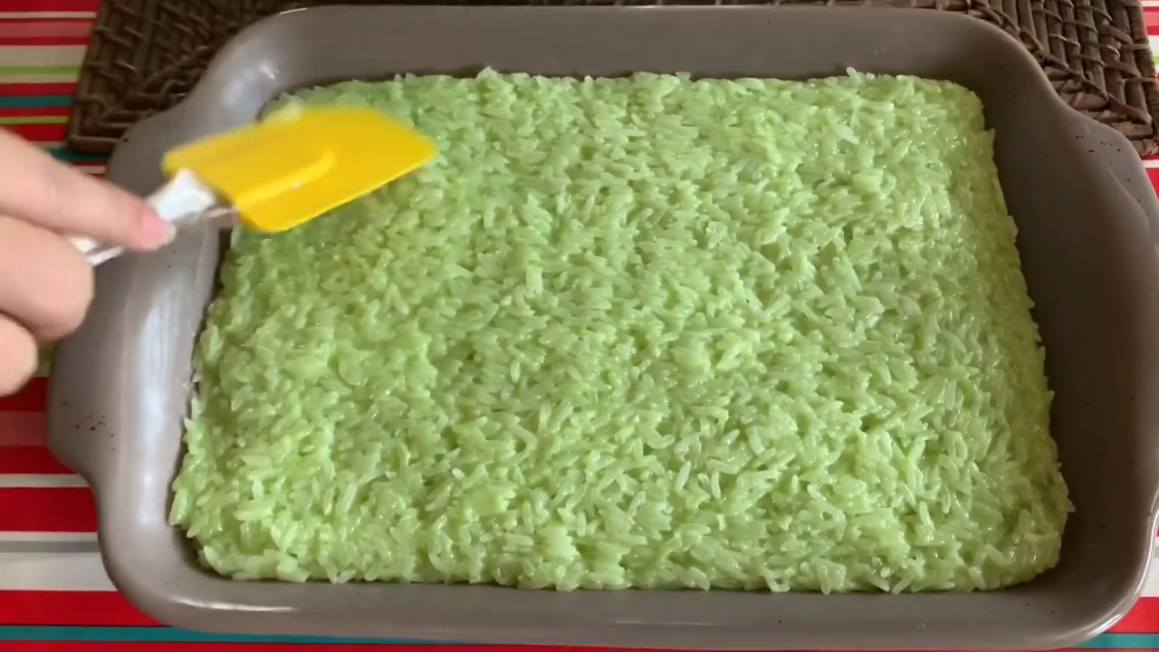 GÂTEAU DE RIZ GLUANT COCO PANDAN / NCUAV MOV NPLAUM