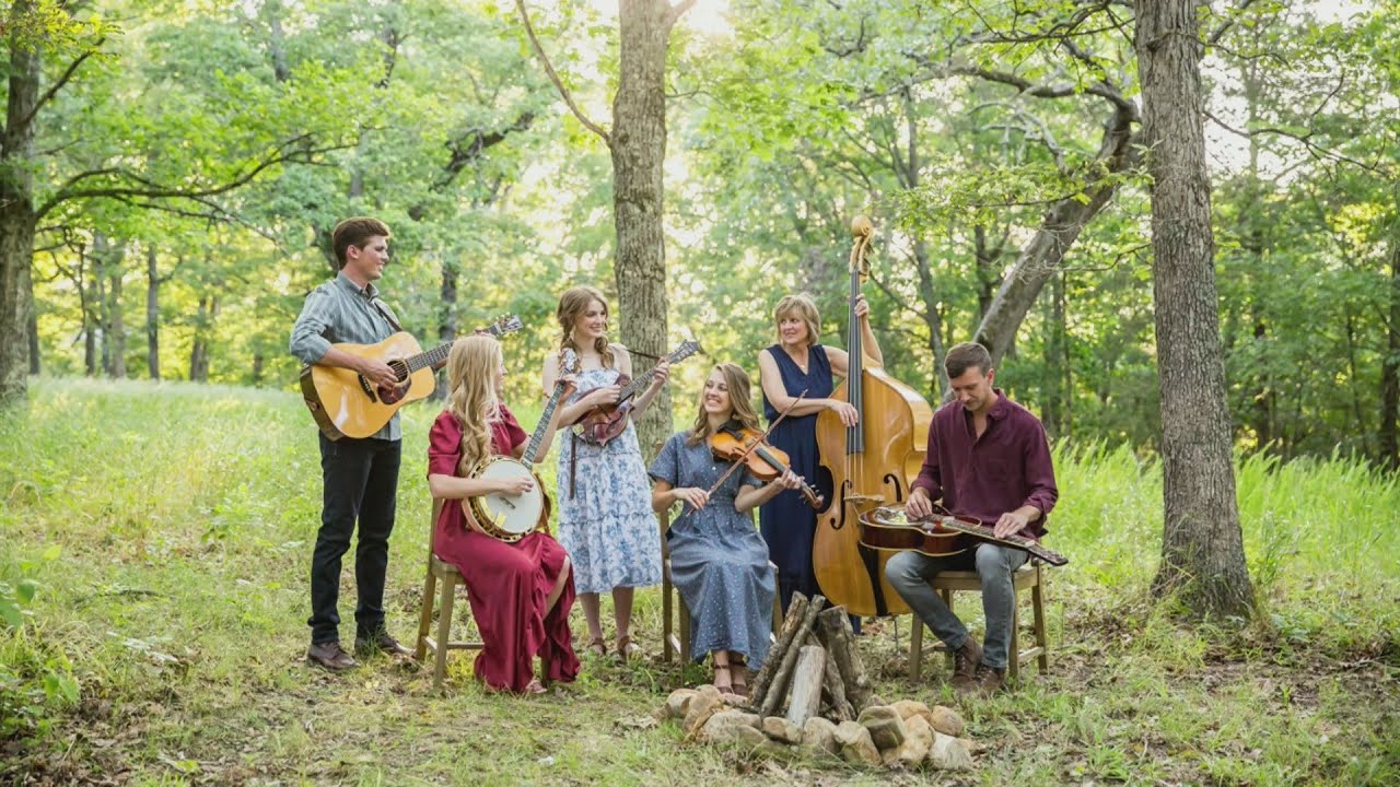 Catch The Petersens at the Little Opry Theater