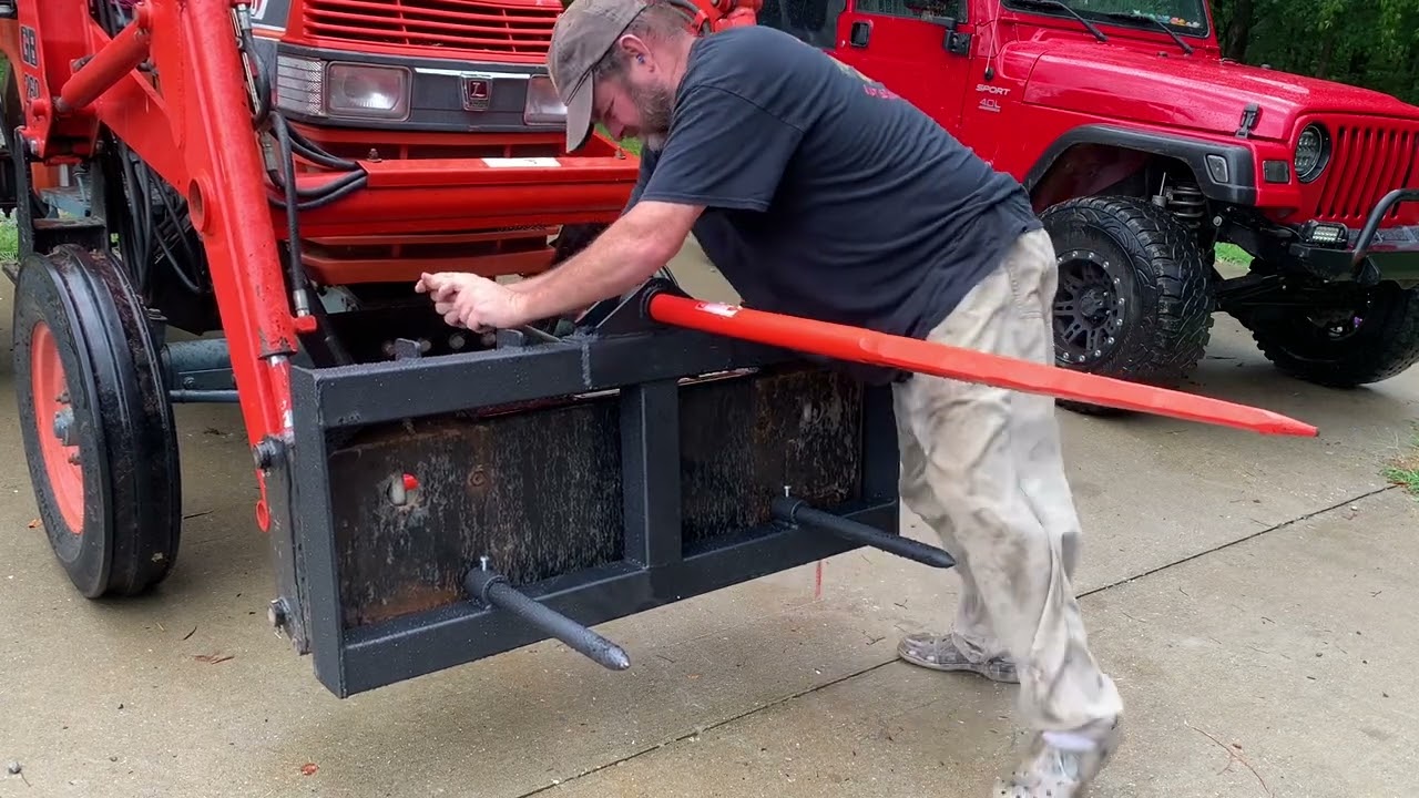 Unboxing the Vevor Hay Spear: First Impressions & Setup