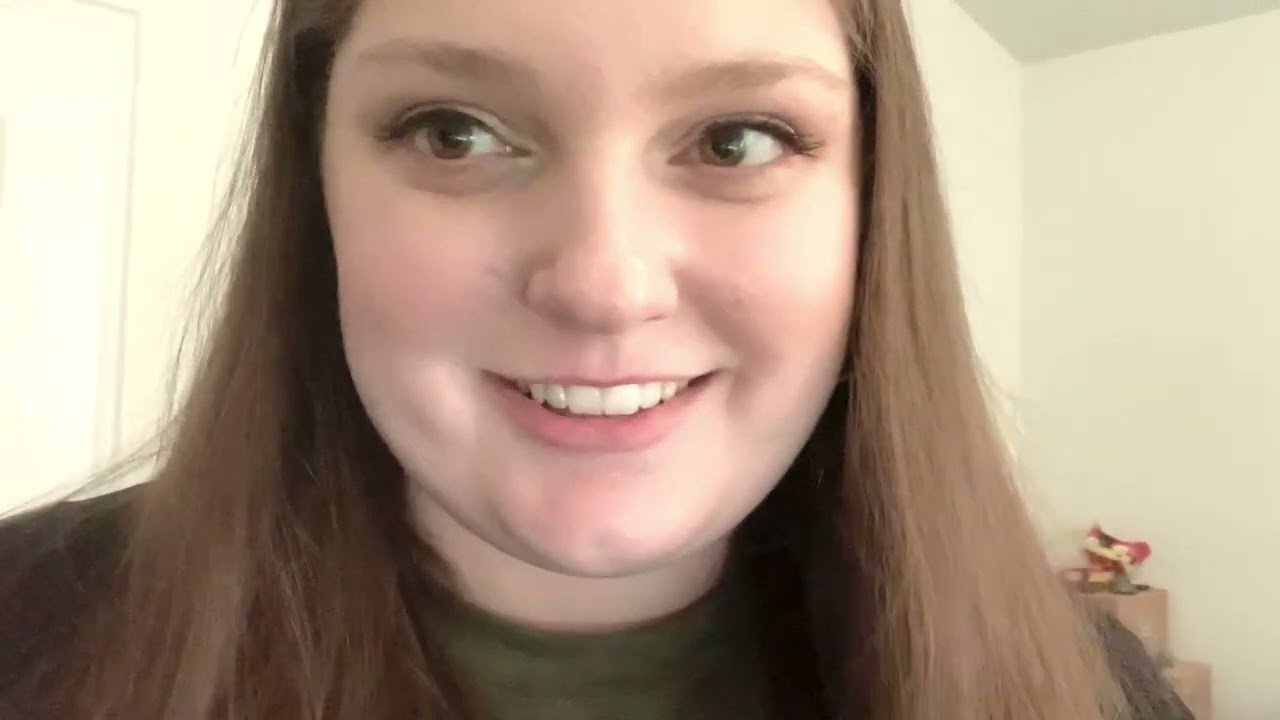 Crumbl review and update #vlog #fitness #artandcraft 