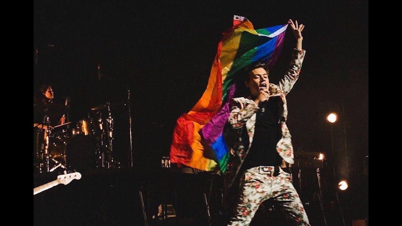Harry Styles - Rainbow flag