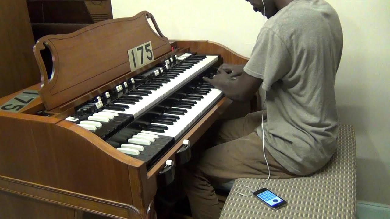 #175#175 Hammond A-102 # 21617 finished back with Leslie 45 Keyboard Exchange International