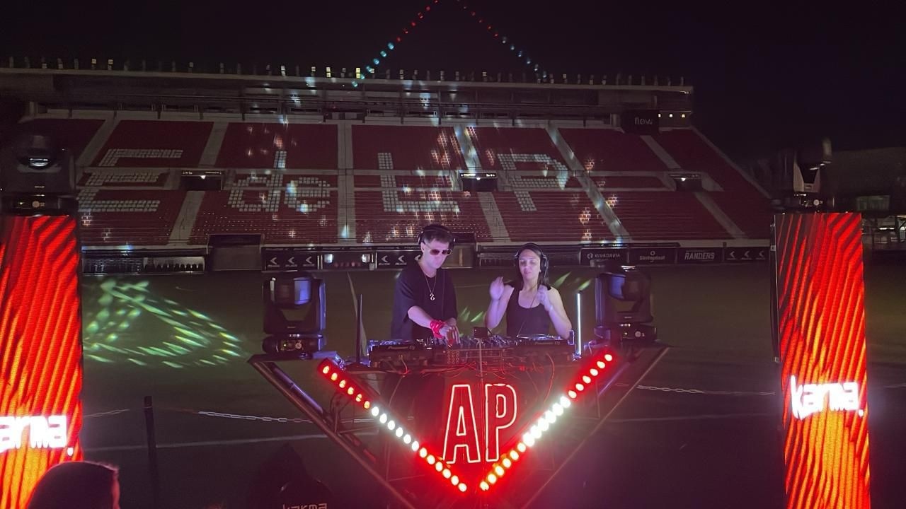 Jula Morales b2b Sinalias | Estadio UNO Estudiantes de La Plata | Atentos Pinchas