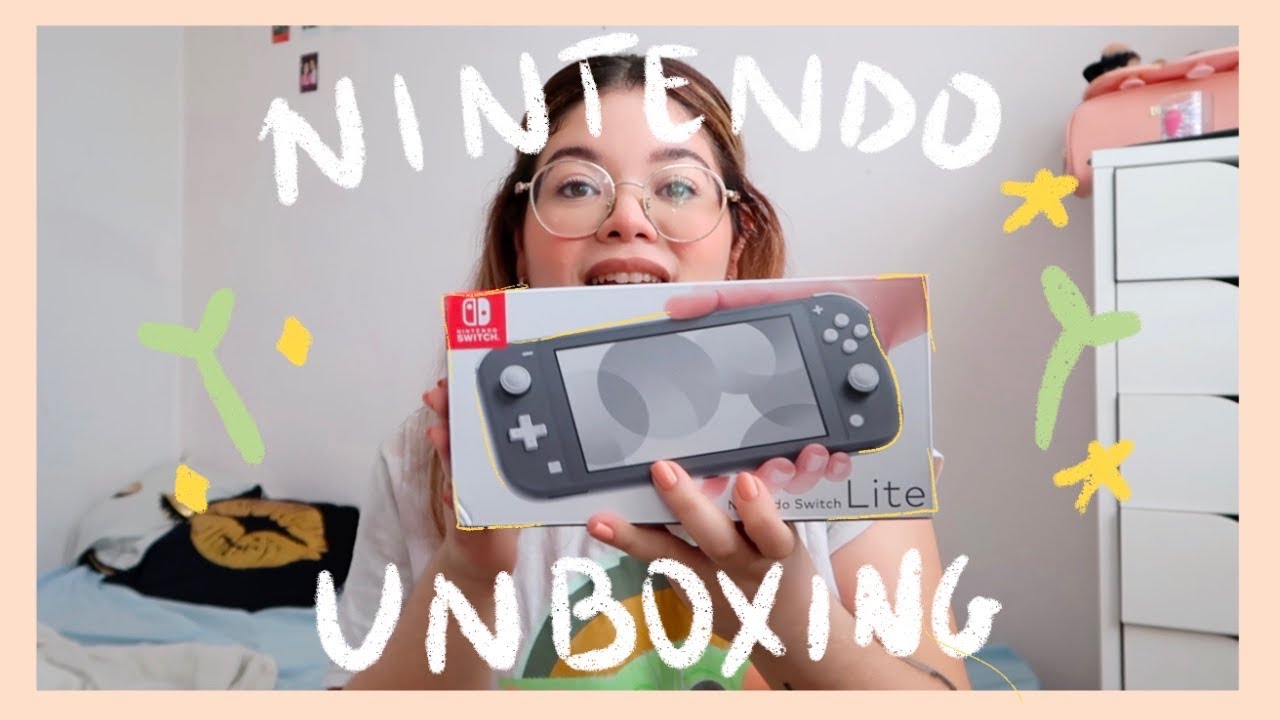 🌱✨NINTENDO SWITCH LITE UNBOXING + Animal Crossing Intro ✨🌱