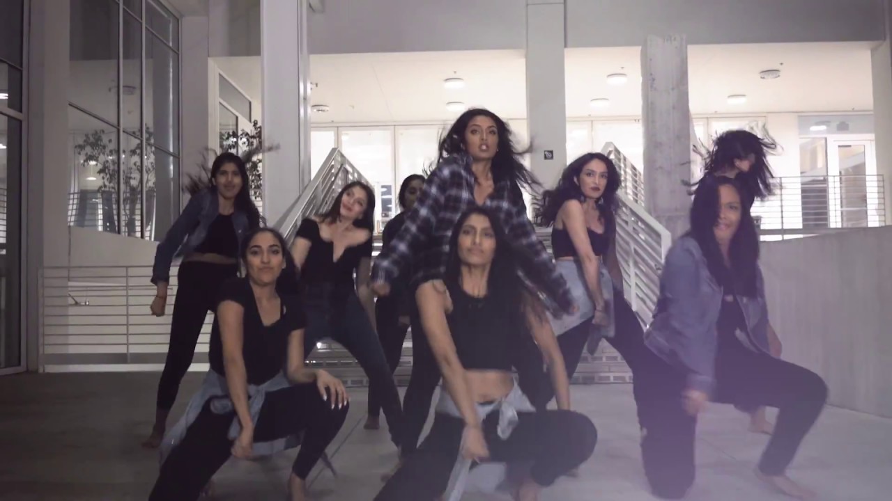 Cheez Badi | UCLA Nashaa 2017-2018