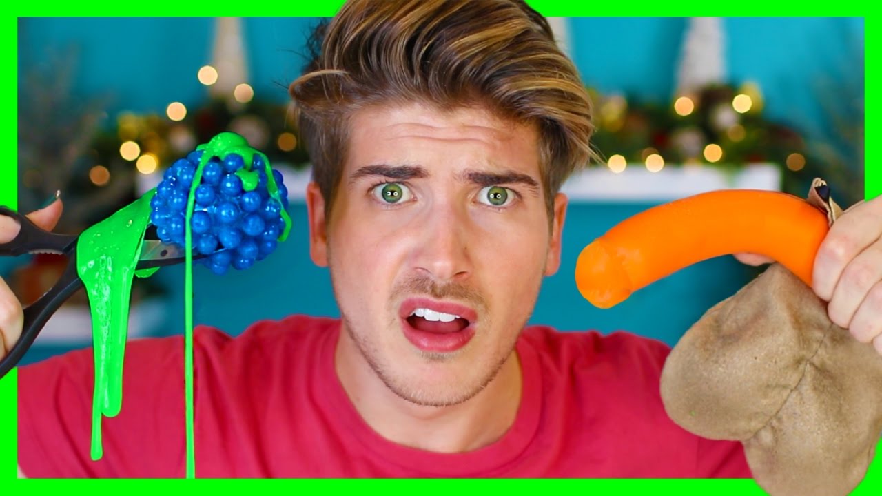 CUTTING OPEN SATISFYING STRESS BALLS!