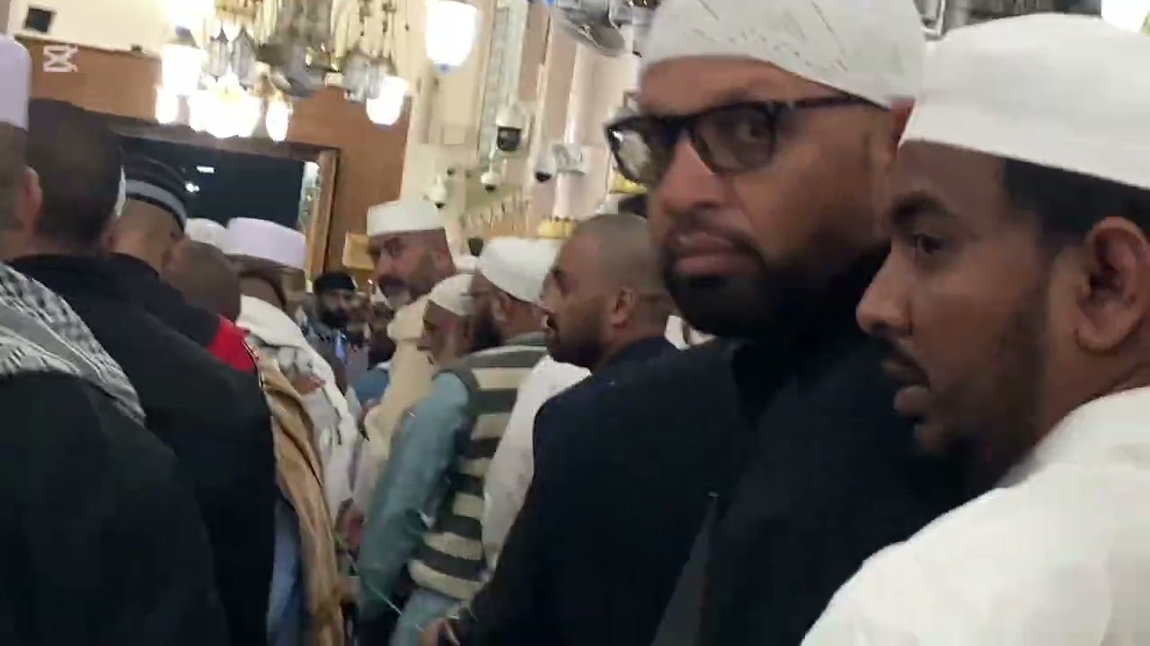 المدينة المنورة وقبر النبي صلى الله عليه وسلم 
