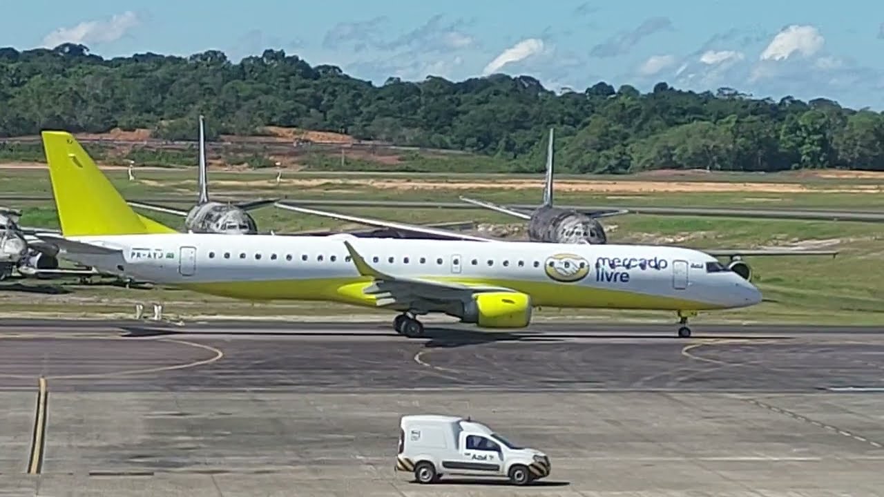 Embraer 195 PR-AYJ taxia e decola de Manaus para Campinas