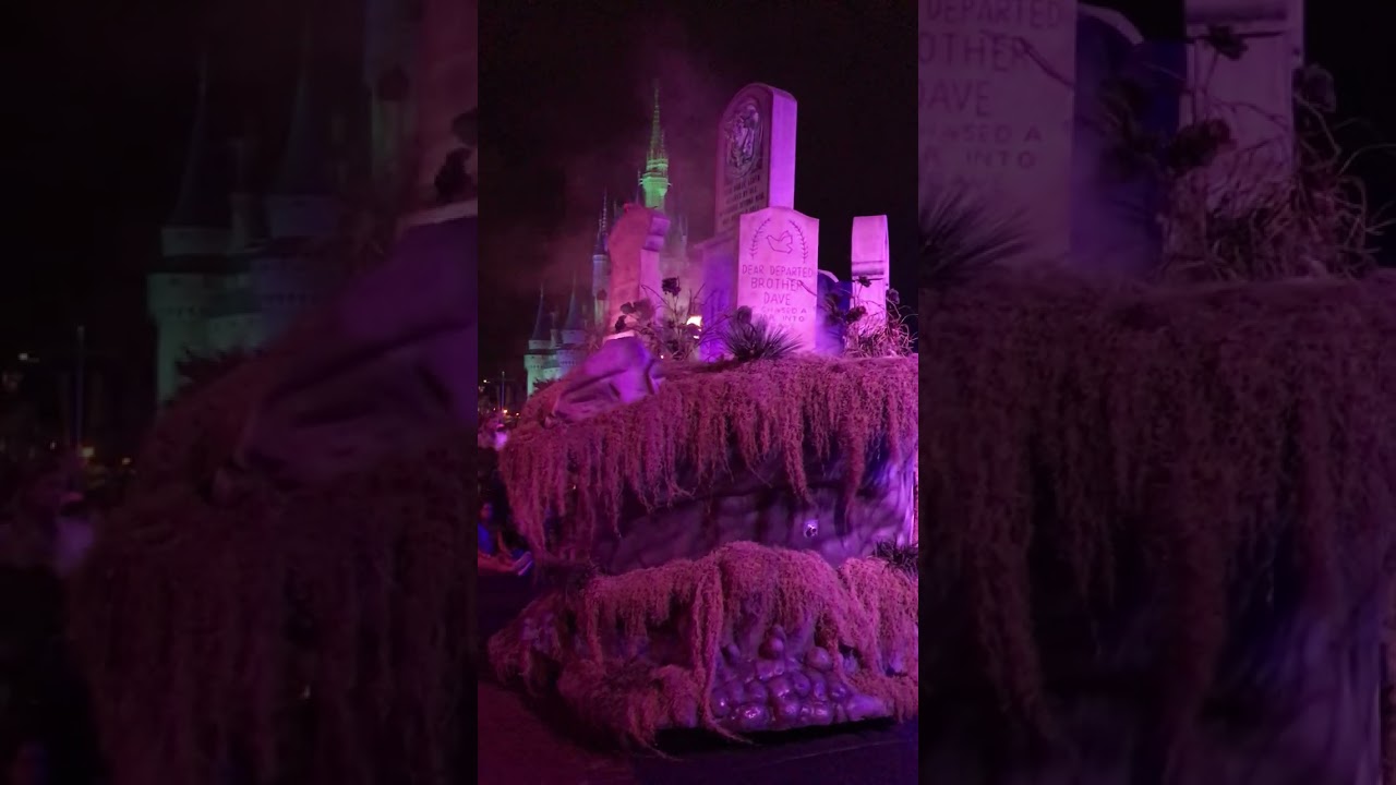 Disney Boo To You Halloween Parade 2018
