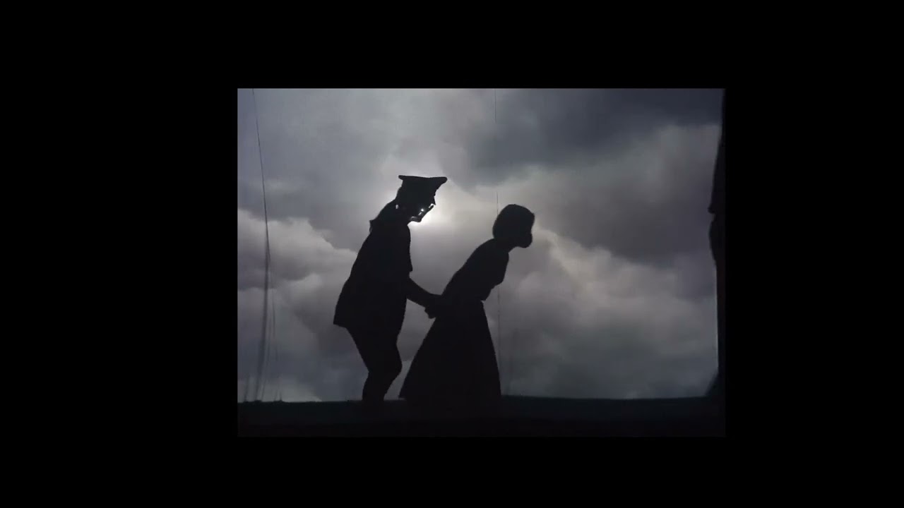 QSI Silhouette Play