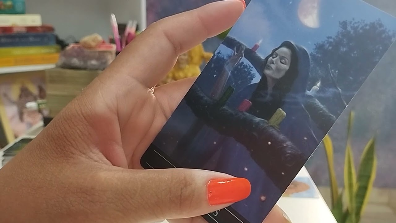 Intuitivas 134 🦋 Deixada(o) com uma mão na frente e outra atrás,... e hoje vê quem vc se tornou 💥
