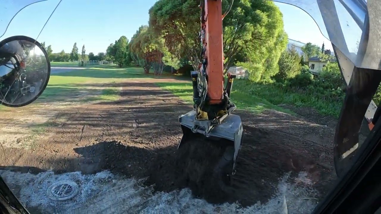 Multa tulee ja Maistijaisia Volvosta! Hitachi Zx170w