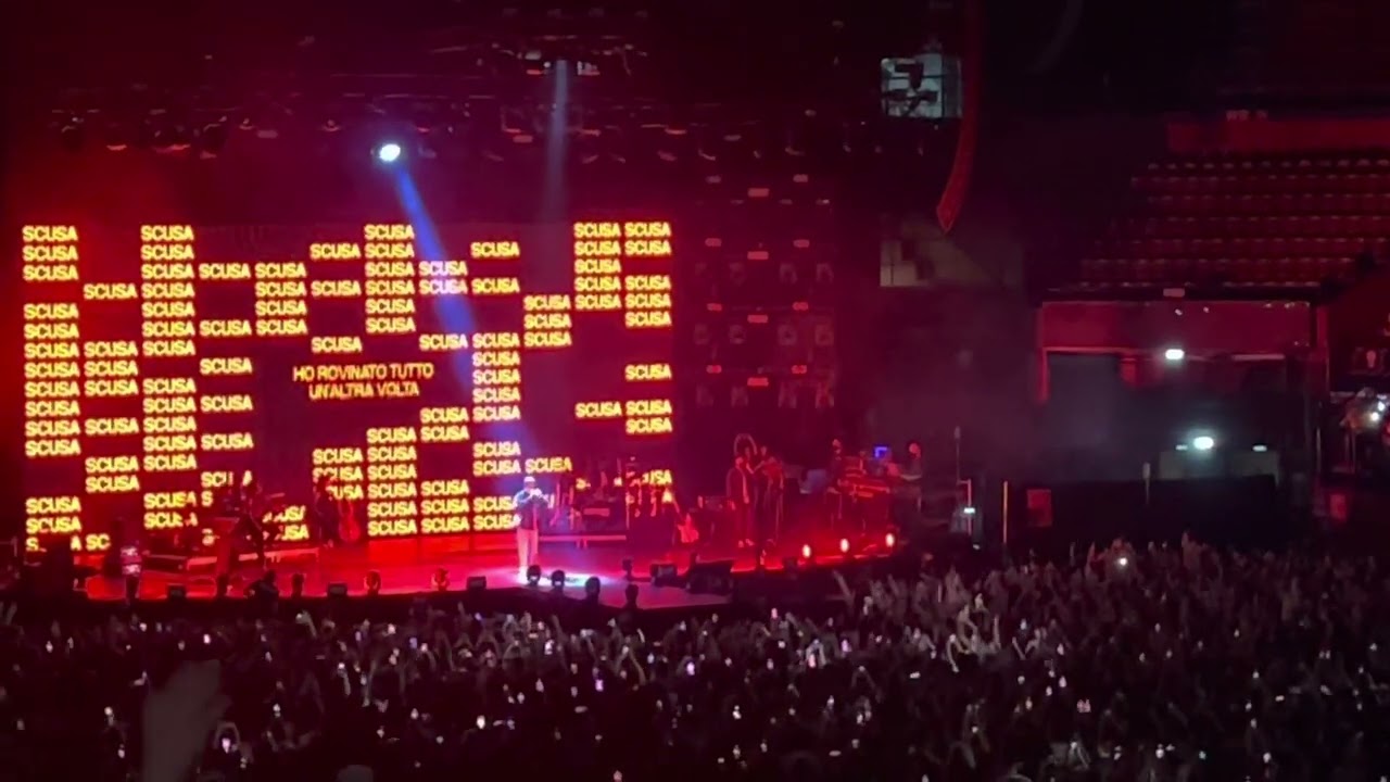 Gazzelle - Scusa (live Assago forum 11/05/22)