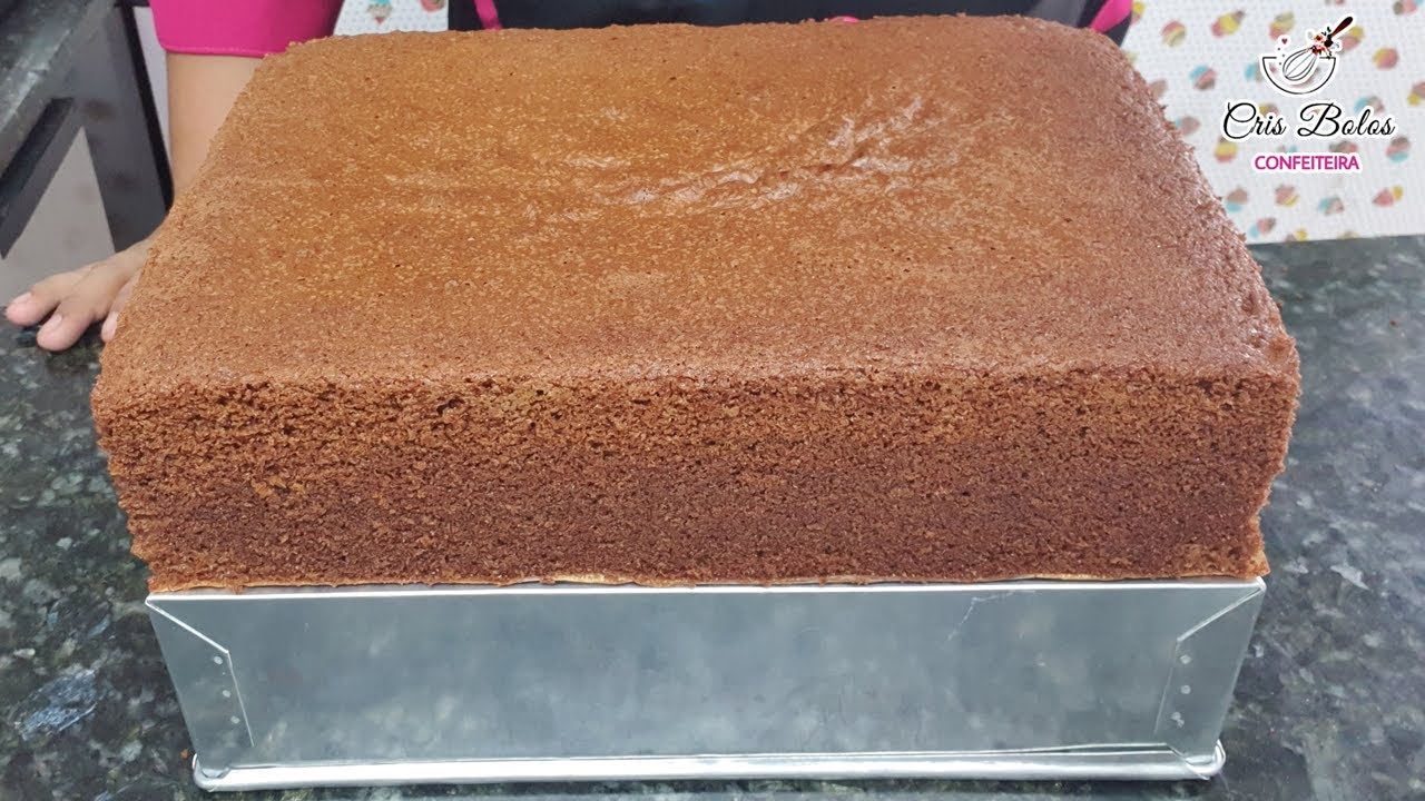 MASSA DE BOLO PROFISSIONAL DE CHOCOLATE SIMPLES E FOFINHA | Delicias Da Cris