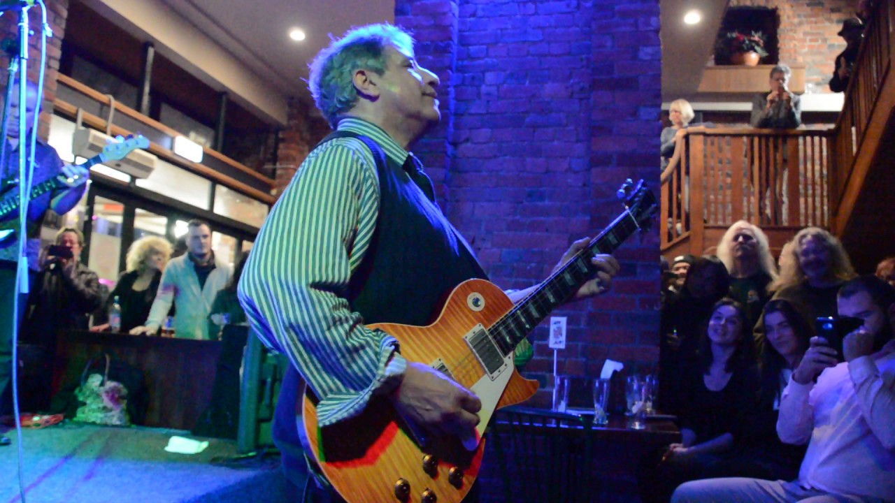 Chris Cain at Capital Blues Club Wellington - Fantastic!