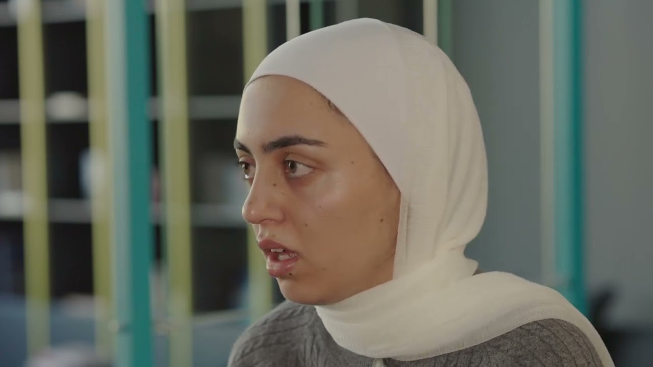 دعم جو أكاديمي لأبطال مركز الحسين للسرطان ضمن برنامج العودة إلى المدرسة