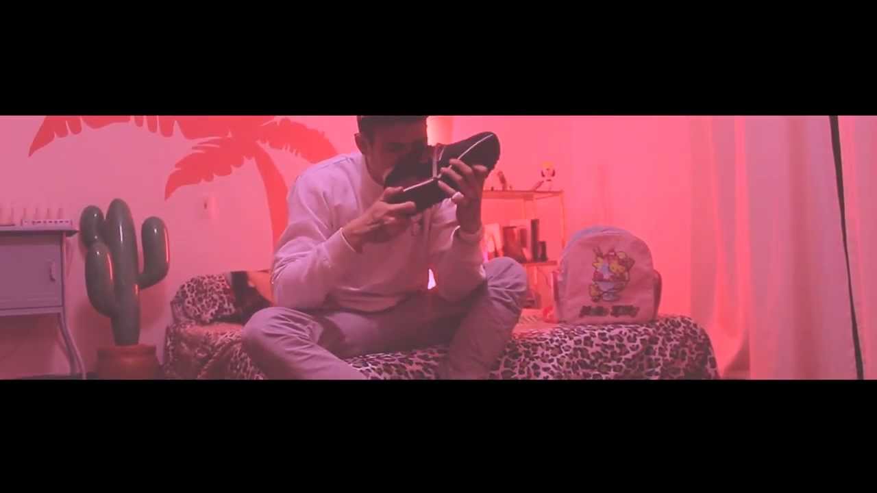 Robots N Unicorns — The Retarded Film