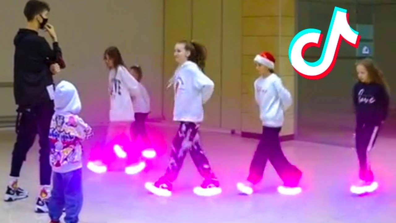 Шаффл Баттл 😎🔥 WHO IS BEST DANCER 🤔🔥 NEON MODE TUZELITY SHUFFLE DANCE #3