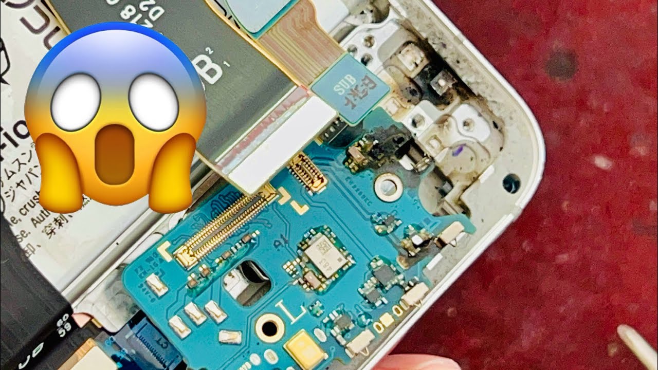 La j’étais pas prêt un Samsung S22 qui a implosé :(