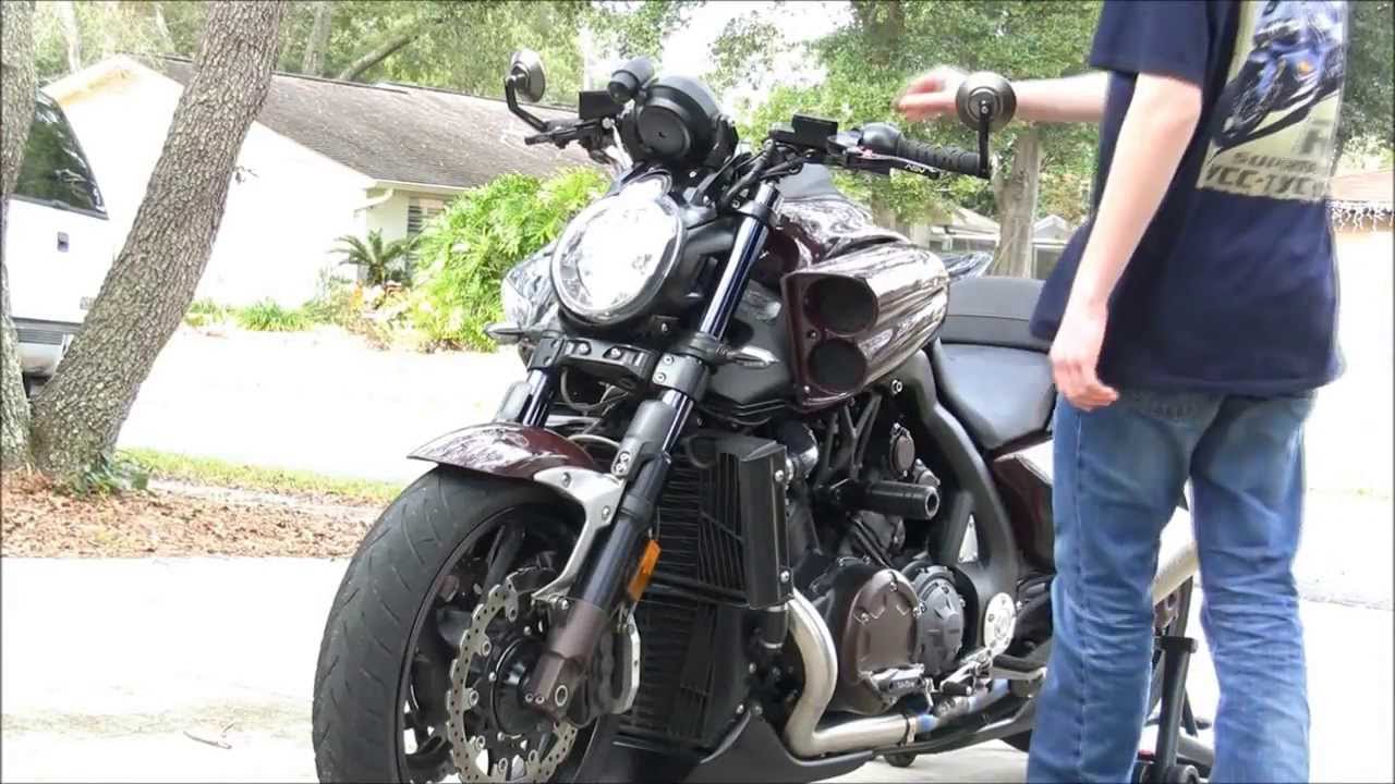 2010 Yamaha Vmax Walkaround and Startup Carbon Fiber