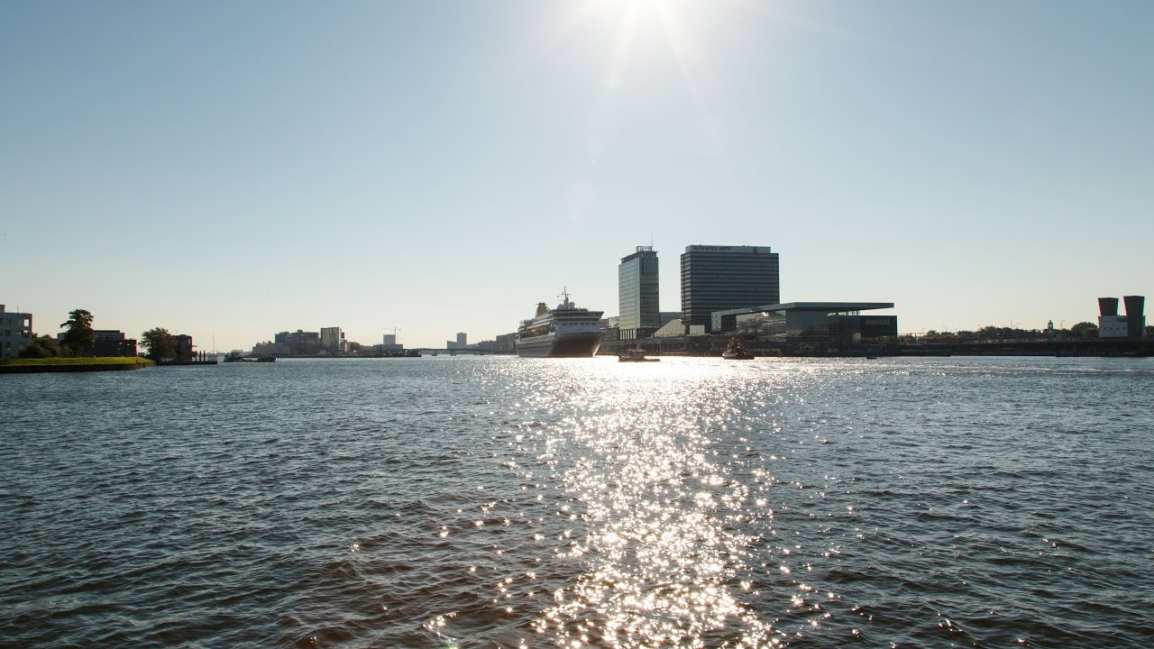 Vaarroute naar het IJ, via Zaandam en het Noordzeekanaal