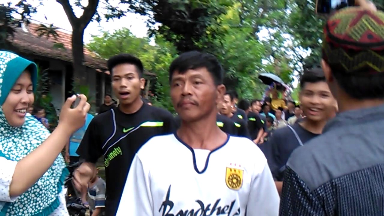 Kuntulan khas desa pabuaran kec.bantarbolang