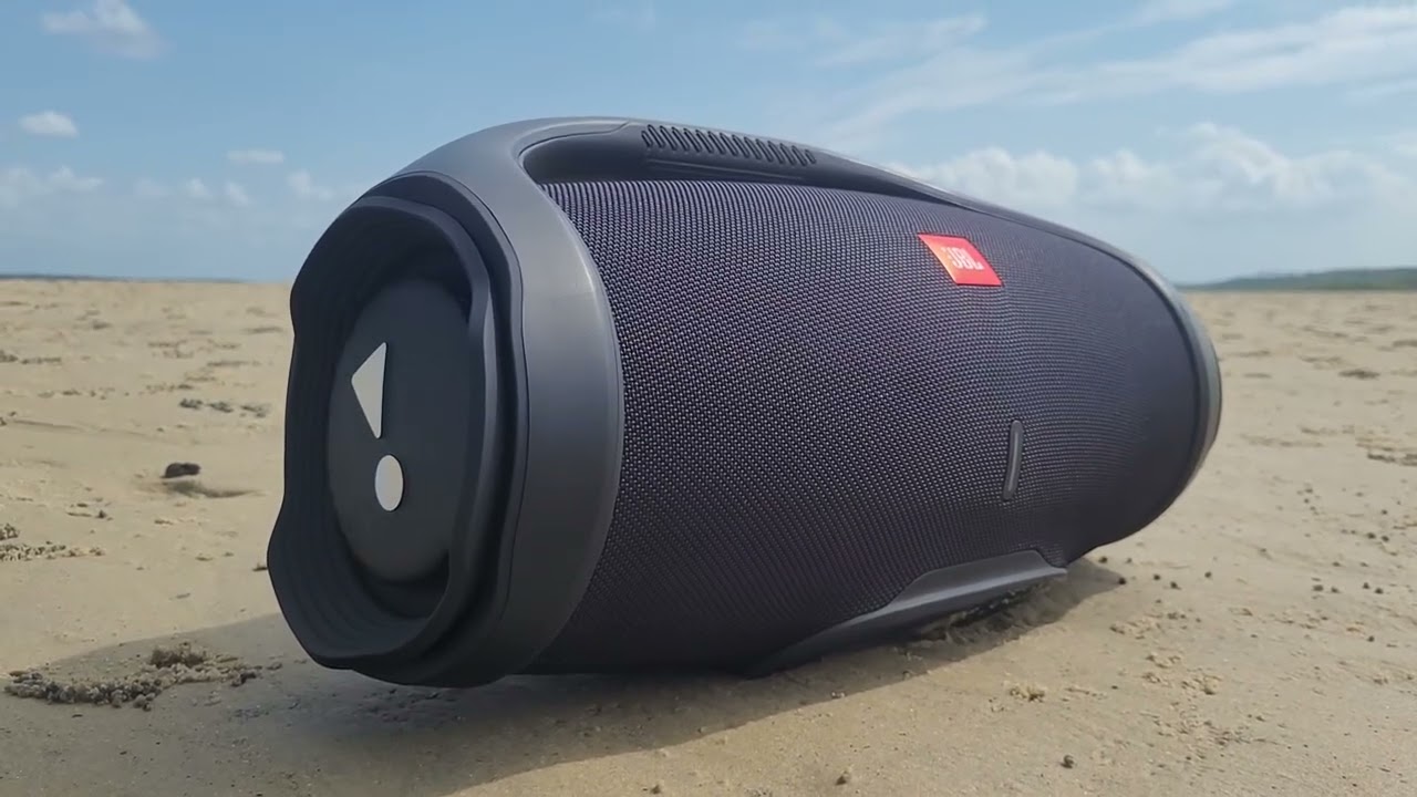 Jbl Boombox 2 bass test on the beach!